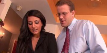 Glamcore brunette sucks and fucked (Kaylana Reese)