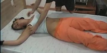 Tickling Clip 1