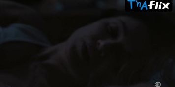 Nadia Fares Sexy Scene  in Les Siffleurs