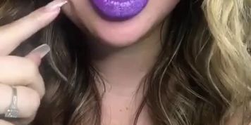 ASMR DIRTY TALK TEASE (Kaylana Reese)