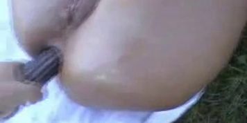 Horny mature wife gets sodomized outdoors homemade movie - video 2