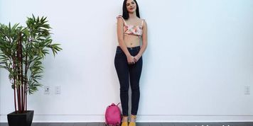 Violet Riding Dick Well Touching Bud (Violette Pure)