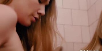 Eveline Dellai, Alexis Crystal & Charlie Dean Share a Hot Shower Threesome