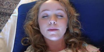 Nerdy girlfriends also love creampies (Nikole Nash)