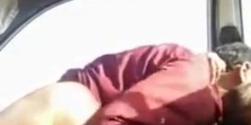 Me quede a solas con la mam&aacute; de mi amigo
