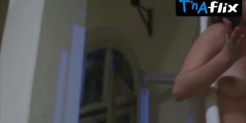 Mariana Dias Jorge Breasts Scene  in O Tanatopraxista