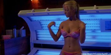 SEARCH CELEBRITY HD - Crystal Lowe and Chelan Simmons nude - Final Destination 3