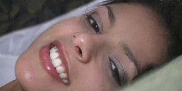 Sandy cute (Sandy Summers, Virginee Spice)