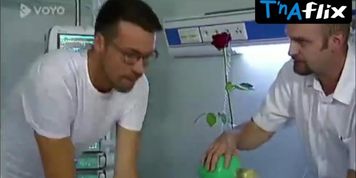 Marketa Plankova Breasts Scene  in Ordinace V Ruzove Zahrade 2