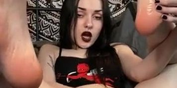 Amateur goth girl maturation and feet