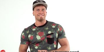 Amazing Stud Shows Off His Muscles