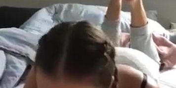 Blowjob feet pose