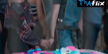 Giovanna Grigio Breasts Scene  in Malhacao