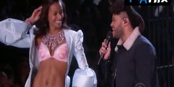 Lais Ribeiro Underwear Scene  in The Victoria'S Secret Fashion Show 2015