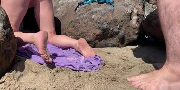 Voluptuous blonde sunbathing nude on the beach fucks passer-by - Erin Electra
