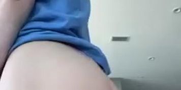 megnutt showing her ass