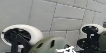 A crazy sweet girl on roller skates has perfect tits! Mm would lift and suck it well 