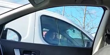 Car Flash Lady In Van