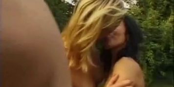 Milf Anal Foursome FFFM in the Garden