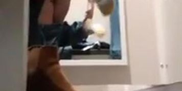 changing room ass shaking no panty
