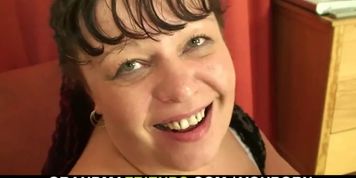 Plump mature double penetration in POV