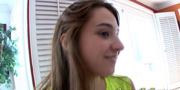 Stepdaughter eaten out - video 4