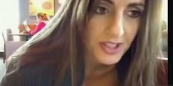 Busty lady flashes her breasts in the coffee shop