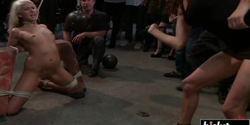 Katie got her tight butt destroyed (Katie Summers)