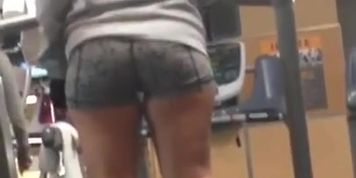 Latina booty meat