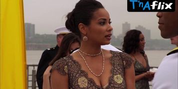 Rochelle Aytes Sexy Scene  in White Collar