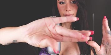 Ellie Alien Breathing & Mouth Sounds ASMR Video
