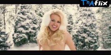 Irina Voronina Breasts Scene  in Towelhead