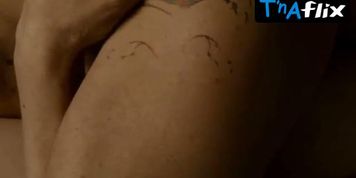 Blanche Veisberg Breasts,  Bush Scene  in Dans La Peau (Norma Joel)