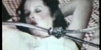 European Peepshow Loops 201 1970s - Scene 3 (Isis Taylor)