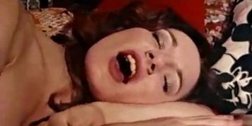 Brunette Babe Gets Nailed Retro Style (Isis Taylor)