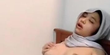 Jilbab colmek