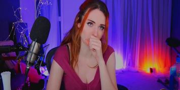 Sexy streamer burps and a fart
