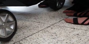 Turkish Nyon Feet At The Mall 