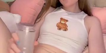 Michelle Alter fucking a fleshlight