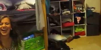 Hot Teen GREAT Upskirt And Hot Pussy View