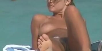 Pussy beach 1 - voyeur camera