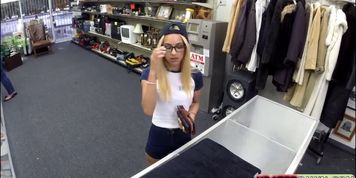 Married blonde desperately fucks pawndude for ring