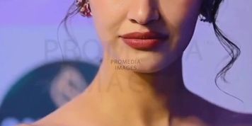 Beautiful women disha