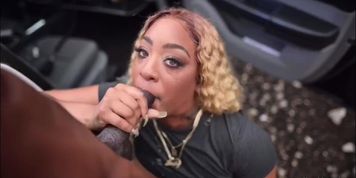 Big Booty Ebony Takes The Police Officers  in Broad Day Light