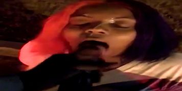 She spend the block to suck it good ( good facial !!) 