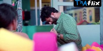 Annu Antony Sexy Scene  in Pookalam