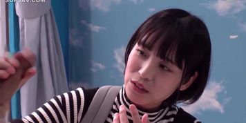 Magic Mirror No. A Gentle Mom With A Play Is Shown Off Her Huge Cock, Rubbing It Against Her Thighs And Then Inserting It Raw Ri