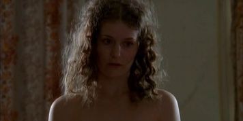 Peggy Martineau nude - Les vivants et les morts s01e07 - 2009