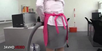 Asian Office Lady Chihiro Akino Delivers Hardcore Blowjob For Creampie Pleasure