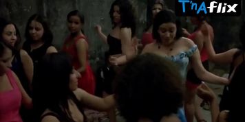 Safwa Sexy Scene  in Heya Fawda